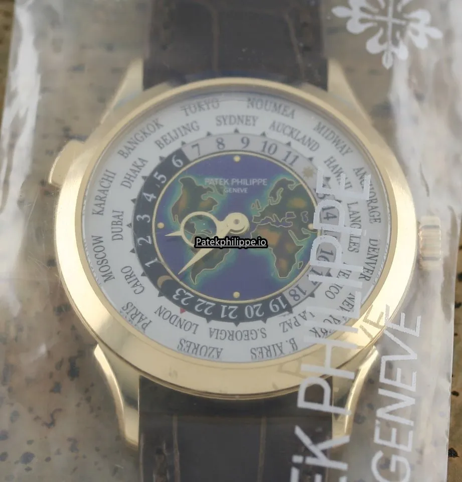 Alternative view of Patek Philippe Complications 5231j-001 38.5MM Yellow Gold Case Automatic Movement