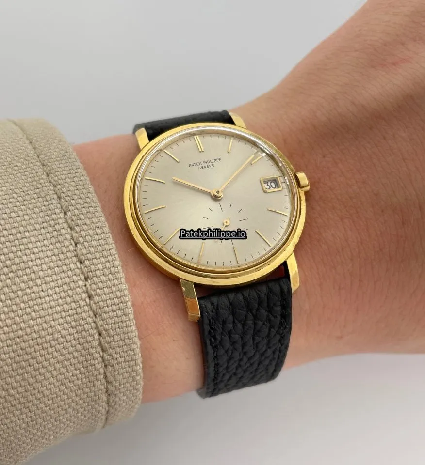 Alternative view of Patek Philippe Calatrava 3445 35MM Yellow Gold Case Automatic