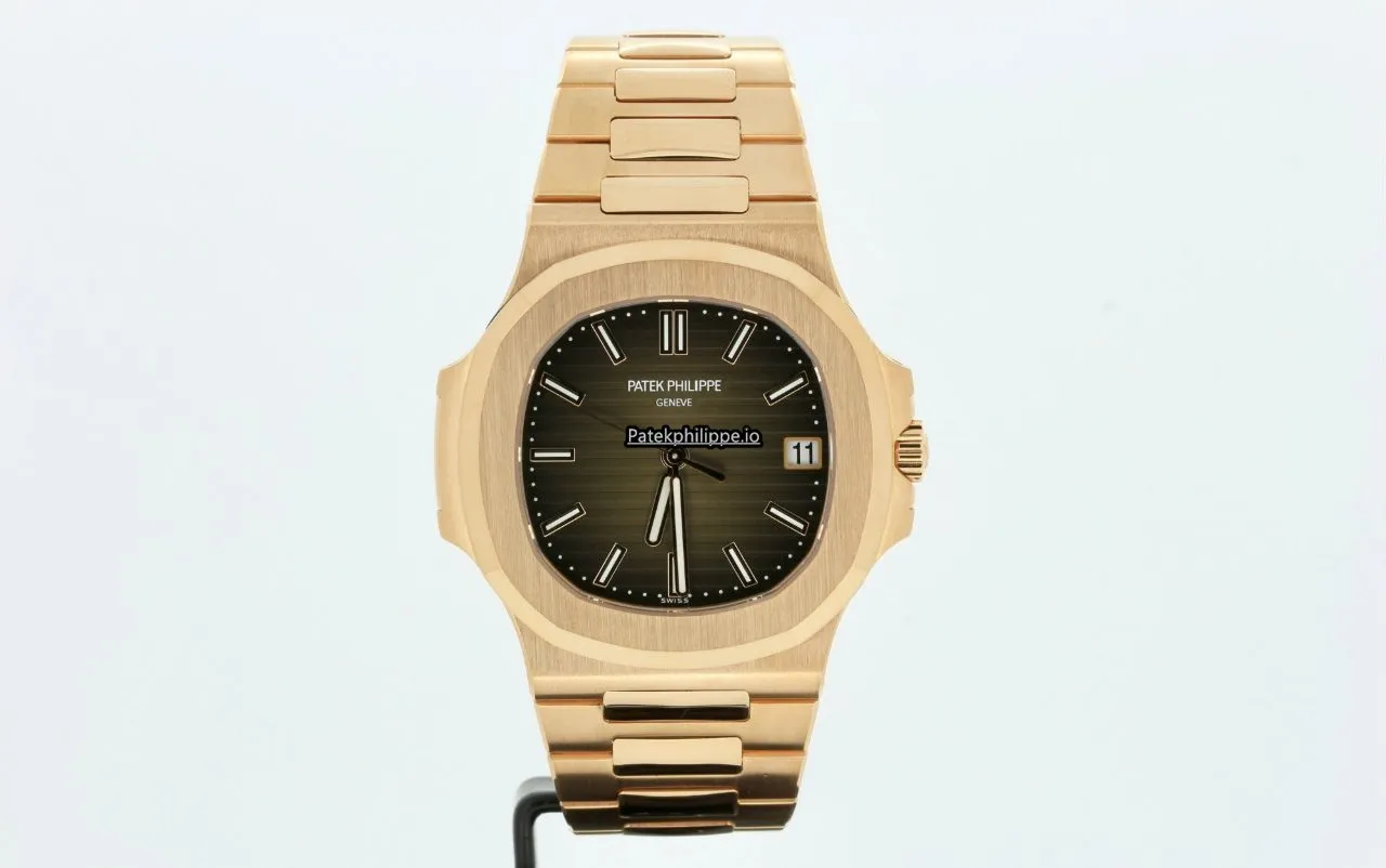Alternative view of Patek Philippe Nautilus 5711/1r-001 40MM Rose Gold Case Automatic