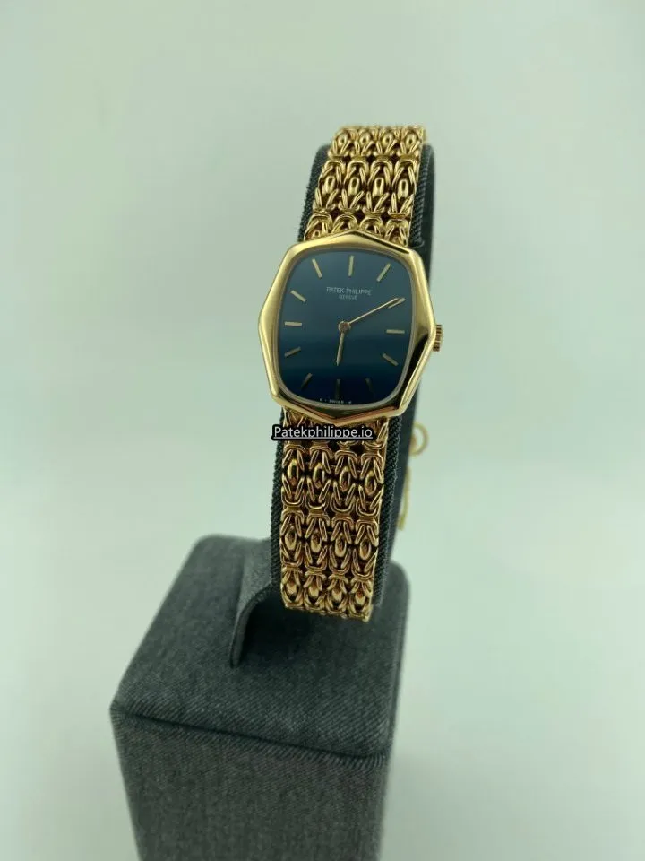 Alternative view of Patek Philippe Golden Ellipse Ellipse 18k Yellow Gold Case Manual Winding