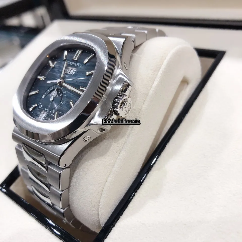 Alternative view of Patek Philippe Nautilus 5726/1a-014 40.5MM Steel Case Automatic
