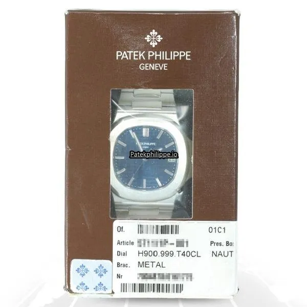 Alternative view of Patek Philippe Nautilus 5711/1p-001 40MM Platinum Case Automatic