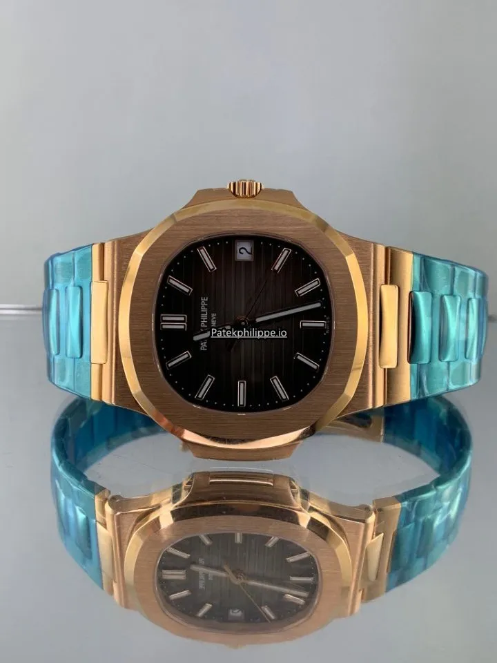 Patek Philippe Nautilus 5711r-001 40MM Rose Gold Case Automatic