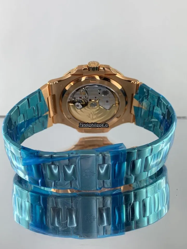 Alternative view of Patek Philippe Nautilus 5711r-001 40MM Rose Gold Case Automatic