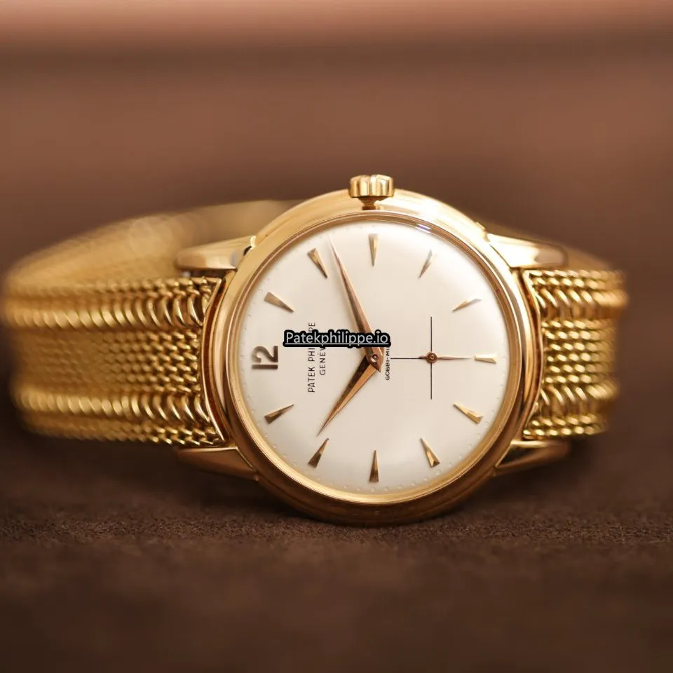Alternative view of Patek Philippe Calatrava 2551 36MM Rose Gold Case Automatic