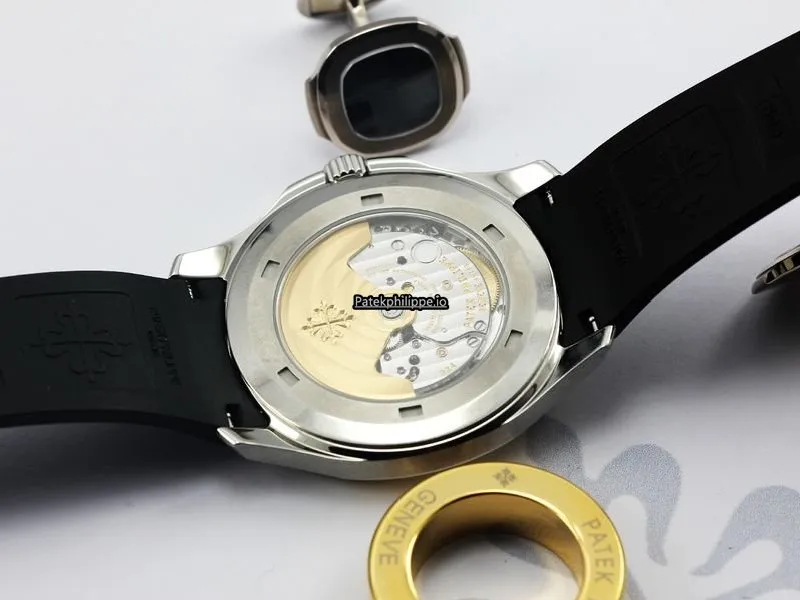 Alternative view of Patek Philippe Aquanaut 5165a-001 40MM Steel Case Automatic