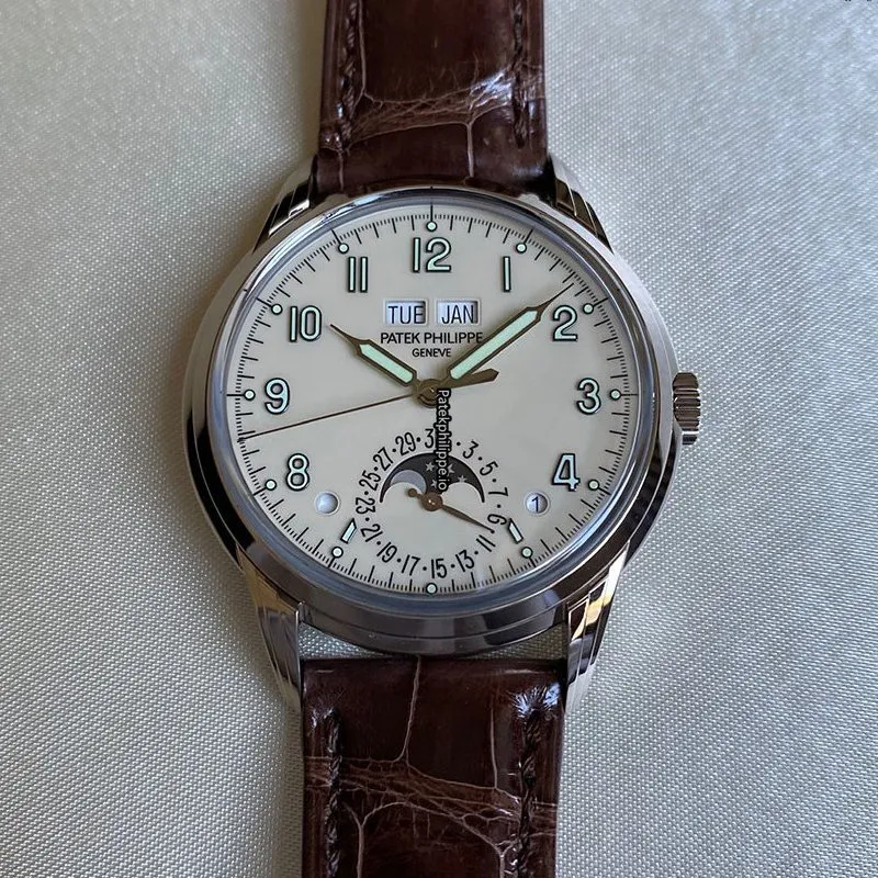 Patek Philippe Perpetual Calendar 5320g-001 40MM White Gold Case Automatic