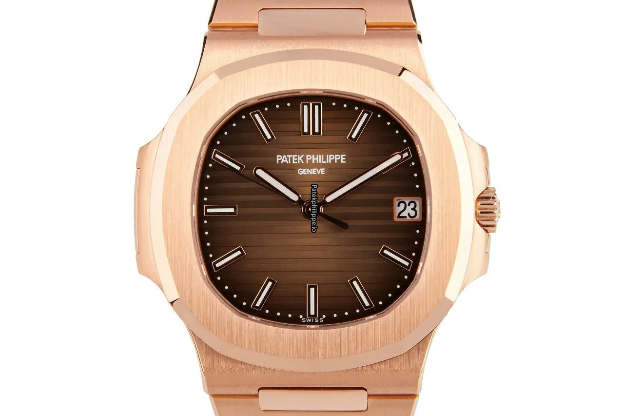 Patek Philippe Nautilus 5711/1r-001 40MM Rose Gold Case Automatic