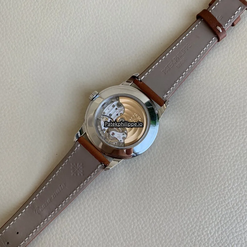 Alternative view of Patek Philippe Calatrava 5212a-001 40MM Steel Case Automatic