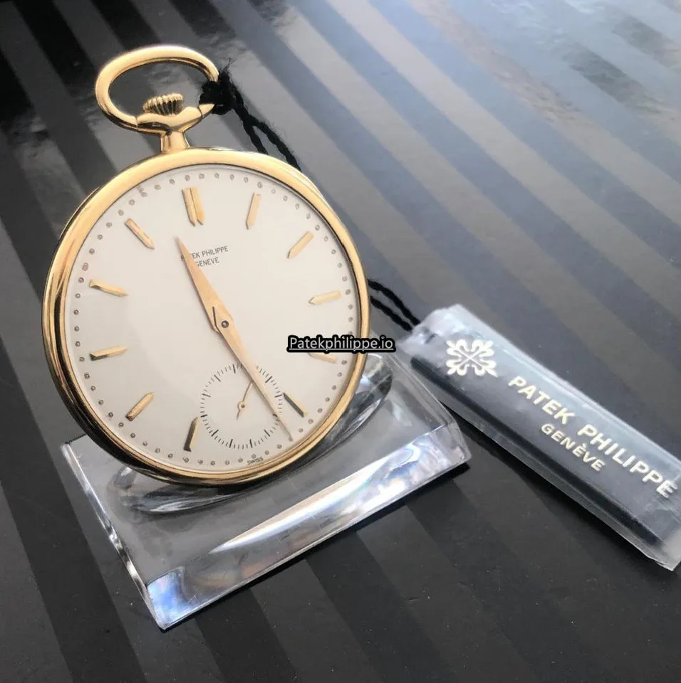 Alternative view of Patek Philippe 44MM Yellow Gold Case
