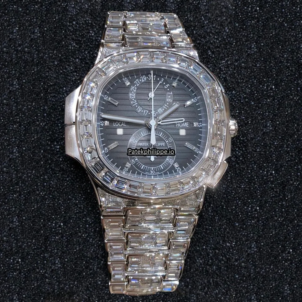 Patek Philippe Nautilus 5990/1400g-001 40,5MM White Gold Case Automatic