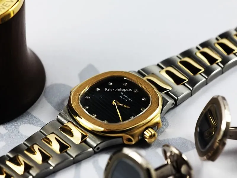 Patek Philippe Nautilus 4700/1aj 27MM Gold/steel Case Quartz