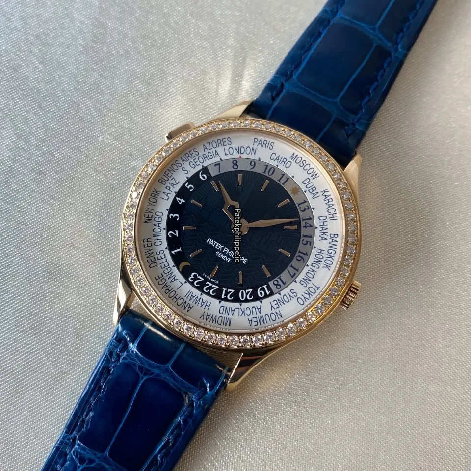 Alternative view of Patek Philippe Complications 7130r-012 36MM Rose Gold Case Automatic Movement