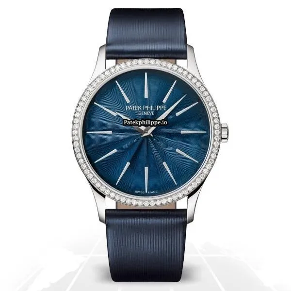 Patek Philippe Calatrava 4997/200g-001 35MM White Gold Case Automatic