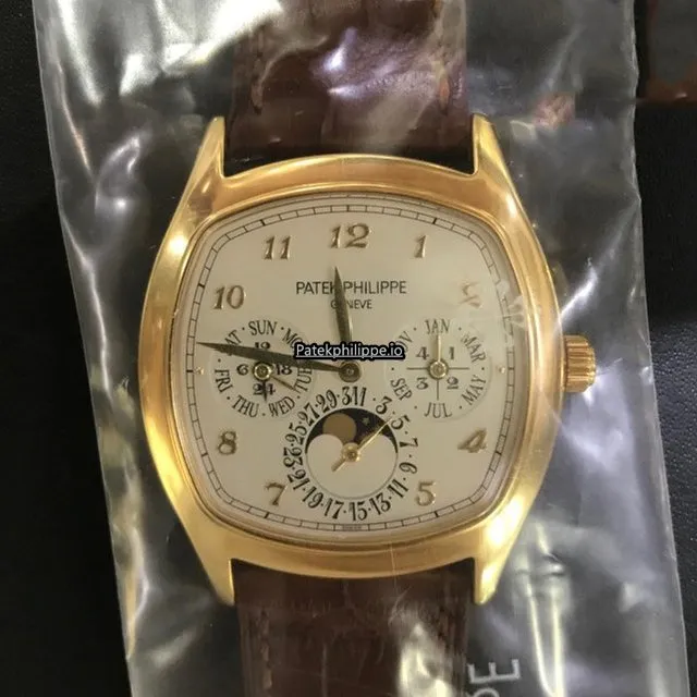 Patek Philippe Perpetual Calendar 5940j-001 Yellow Gold Case Automatic