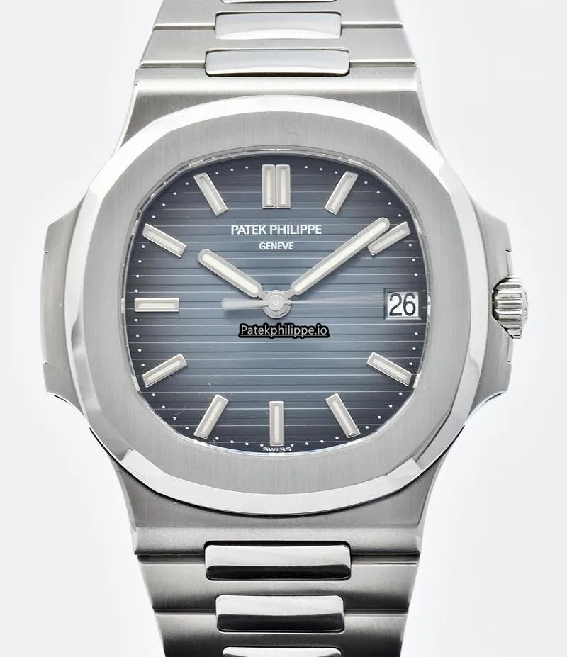 Patek Philippe Nautilus 5711/1a-010 39MM Steel Case Automatic