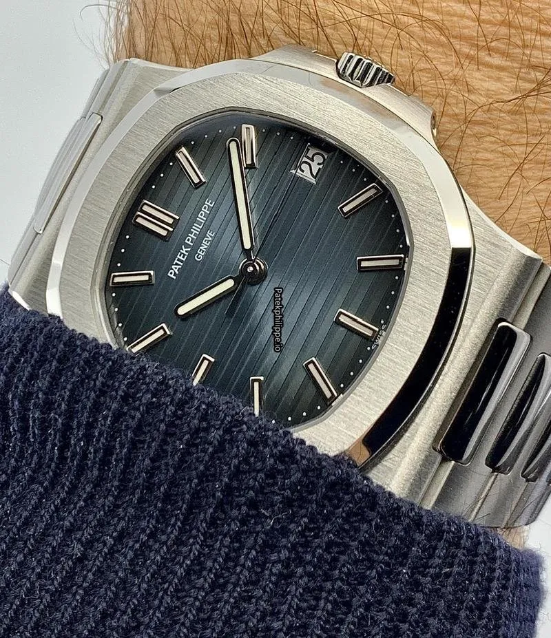 Alternative view of Patek Philippe Nautilus 5711/1a-010 39MM Steel Case Automatic