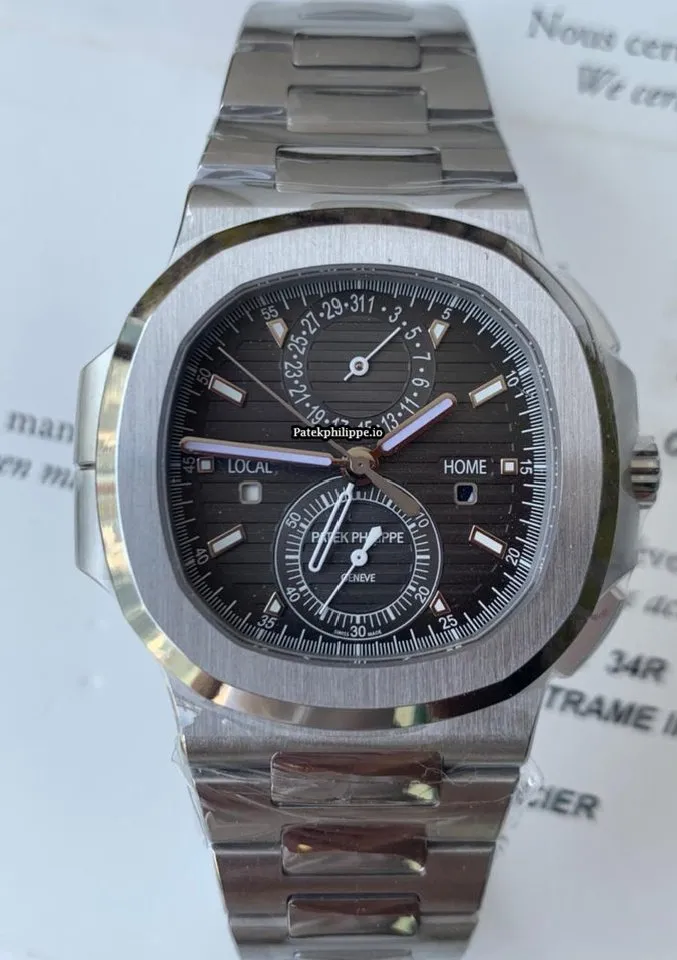 Patek Philippe Nautilus 5990/1a-001 40.5MM Steel Case Automatic