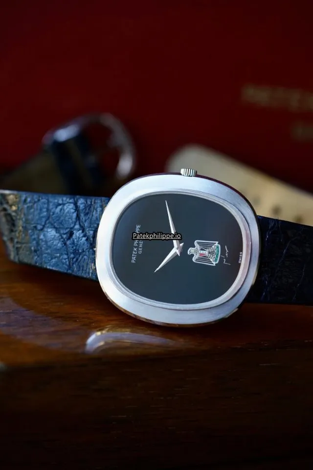 Alternative view of Patek Philippe Golden Ellipse 3589g White Gold Case Automatic