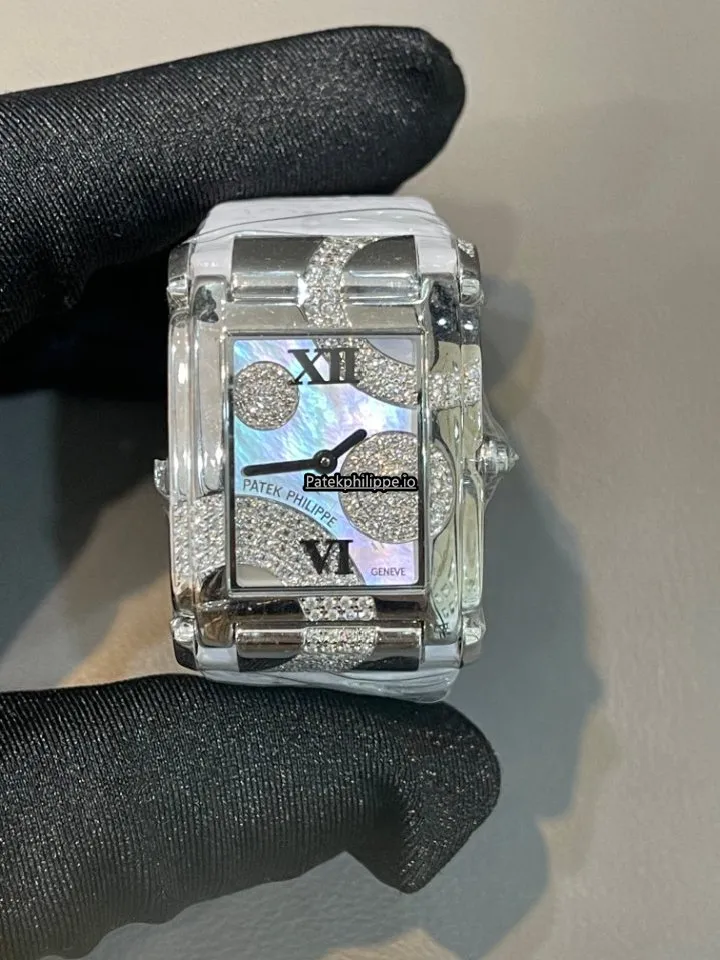 Patek Philippe Twenty-4 4914g-001 25x30MM White Gold Case Quartz