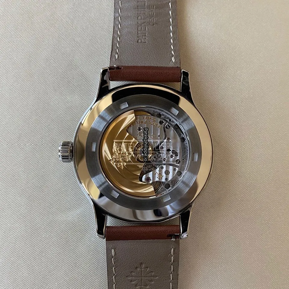 Alternative view of Patek Philippe Calatrava 5522a-001 42MM Steel Case Automatic