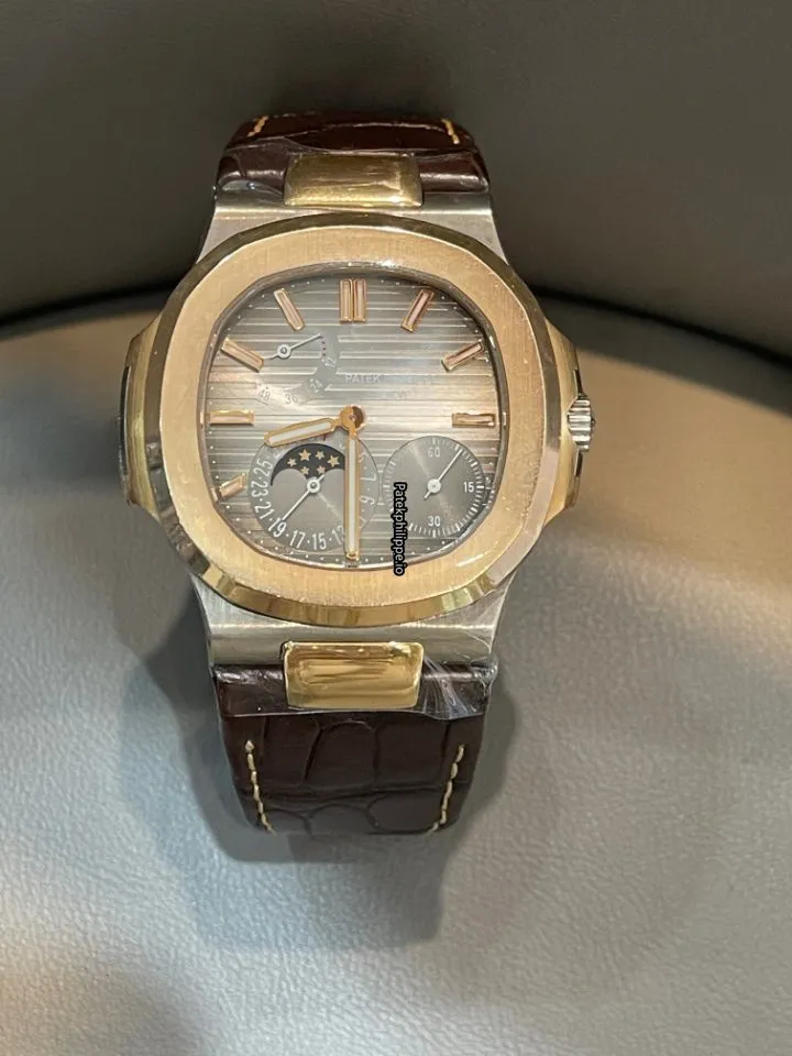 Patek Philippe Nautilus 5712gr-001 40MM Rose Gold Case Automatic