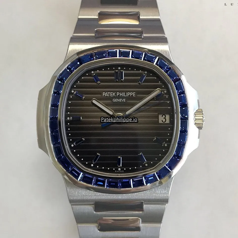 Patek Philippe Nautilus 5711/111p-001 40.5MM Platinum Case Automatic