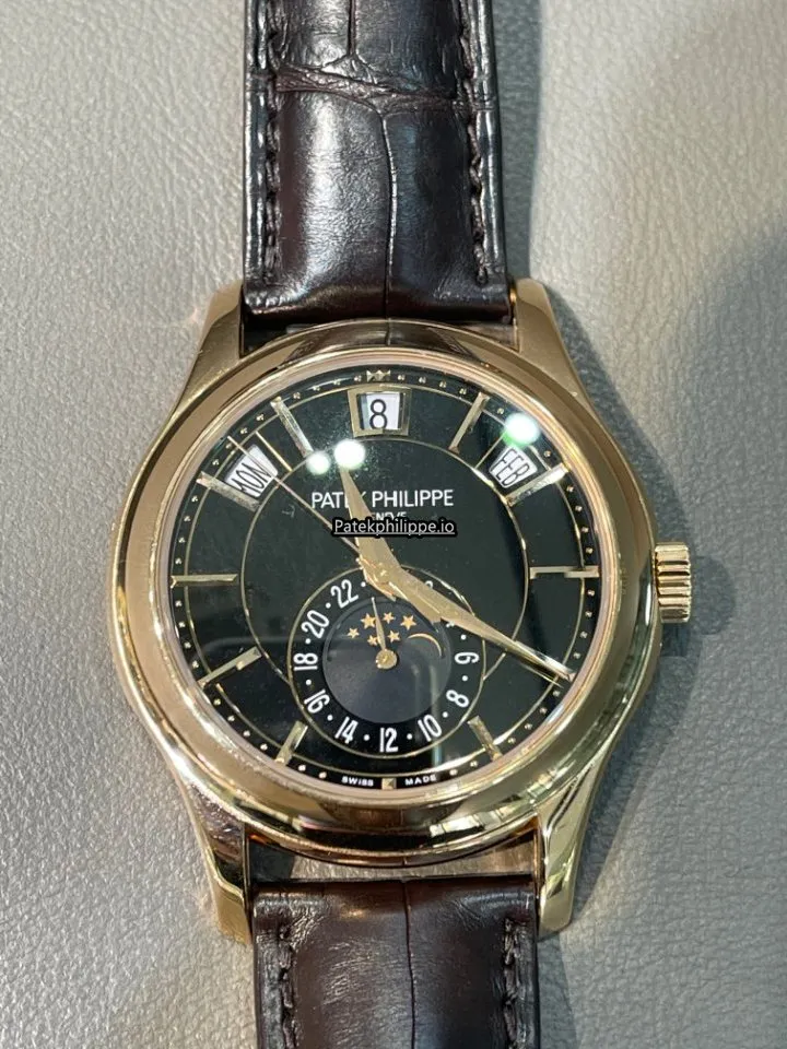 Patek Philippe Annual Calendar 5205r-010 40MM Rose Gold Case Automatic