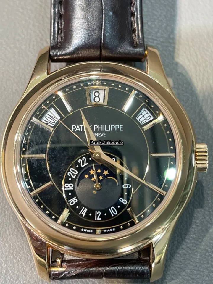 Alternative view of Patek Philippe Annual Calendar 5205r-010 40MM Rose Gold Case Automatic