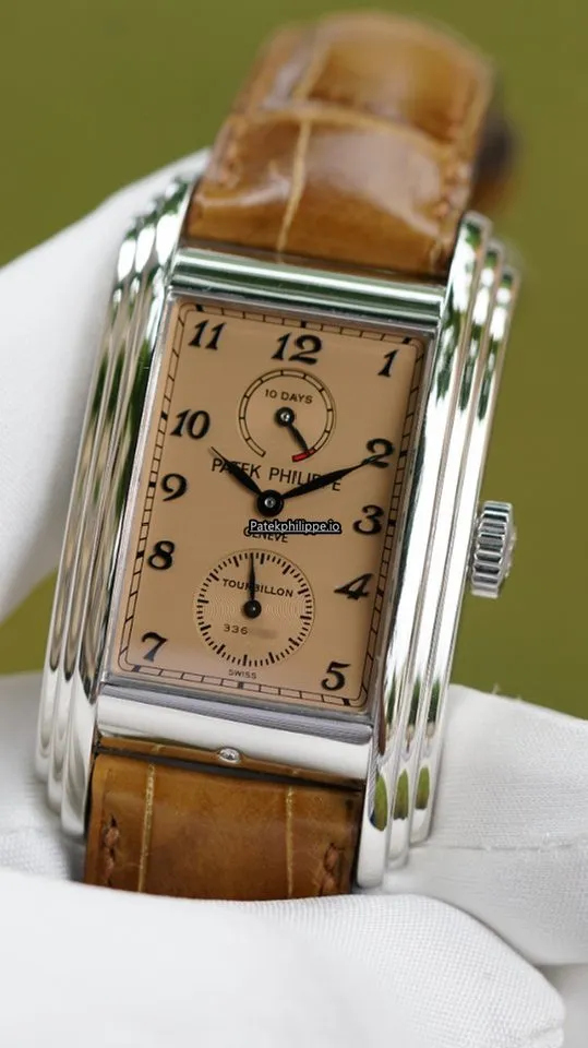 Patek Philippe 5101p Platinum Case Manual Winding
