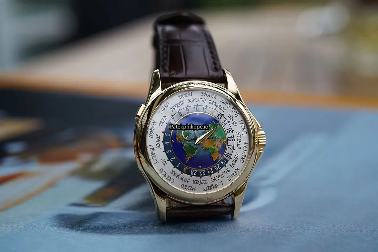 Patek Philippe Complications 5131j-001 39.5MM Yellow Gold Case Automatic Movement
