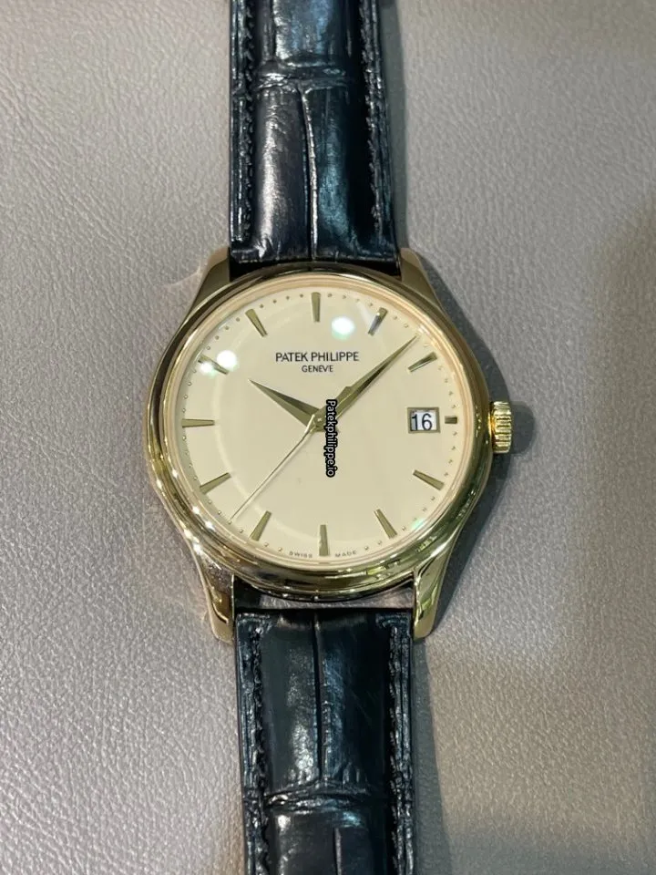 Patek Philippe Calatrava 5227j Yellow Gold Case Automatic