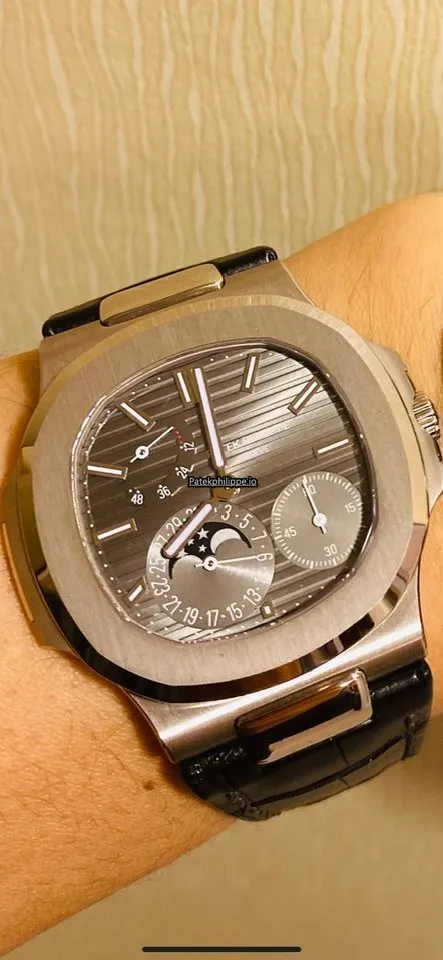 Patek Philippe Nautilus 5712g 40MM White Gold Case Automatic