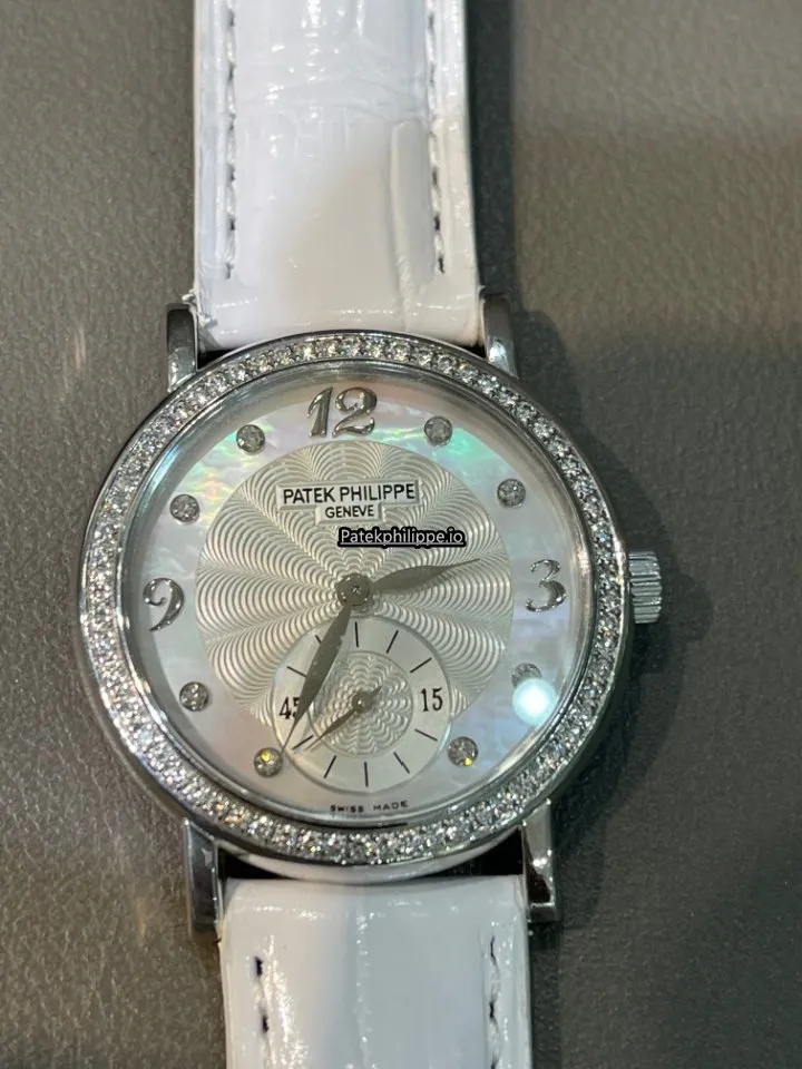 Alternative view of Patek Philippe Calatrava 4959g White Gold Case Manual Winding