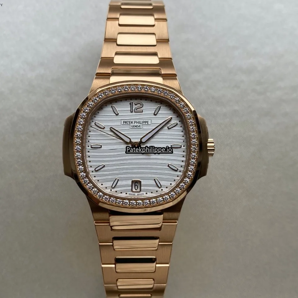 Patek Philippe Nautilus 7118/1200r-001 35.2MM Rose Gold Case Automatic