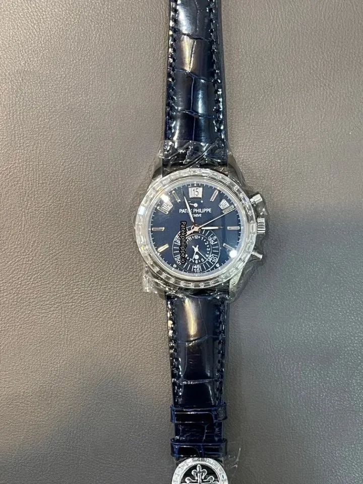Alternative view of Patek Philippe Annual Calendar 5961p Platinum Case Automatic