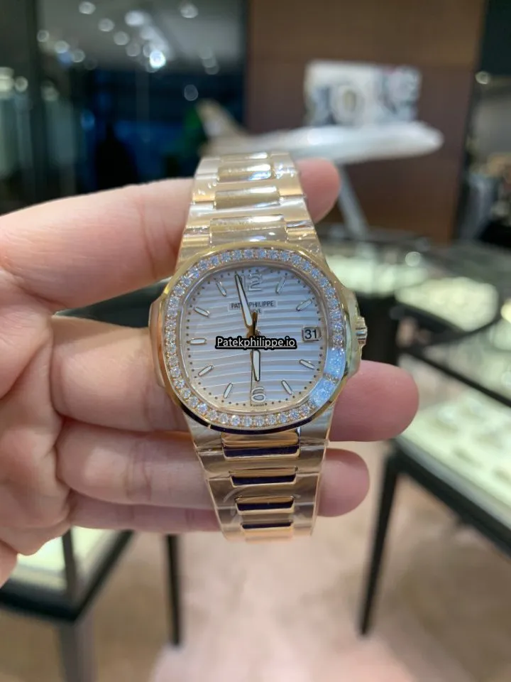 Patek Philippe Nautilus 7010/1r-011 32MM Rose Gold Case Quartz