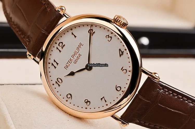 Patek Philippe Calatrava 7200r-001 34.6MM Rose Gold Case Automatic