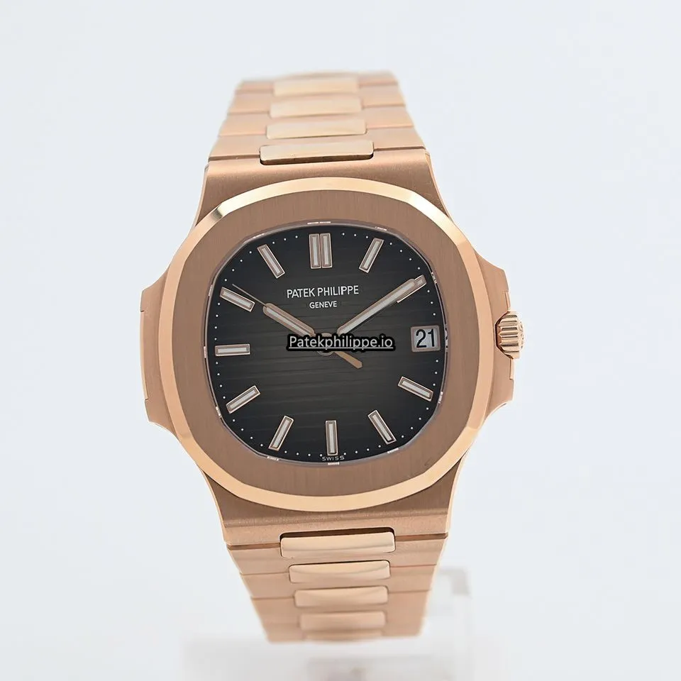 Alternative view of Patek Philippe Nautilus 5711/1r-001 40MM Rose Gold Case Automatic