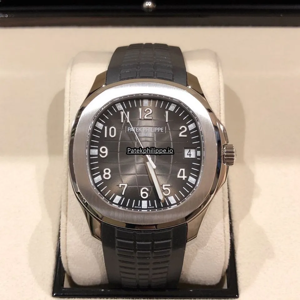 Patek Philippe Aquanaut 5167a-001 40MM Steel Case Automatic