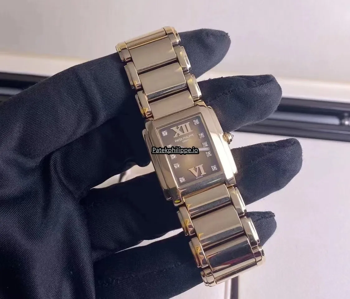 Patek Philippe Twenty-4 4907/1j-001 26.3MM Yellow Gold Case Quartz