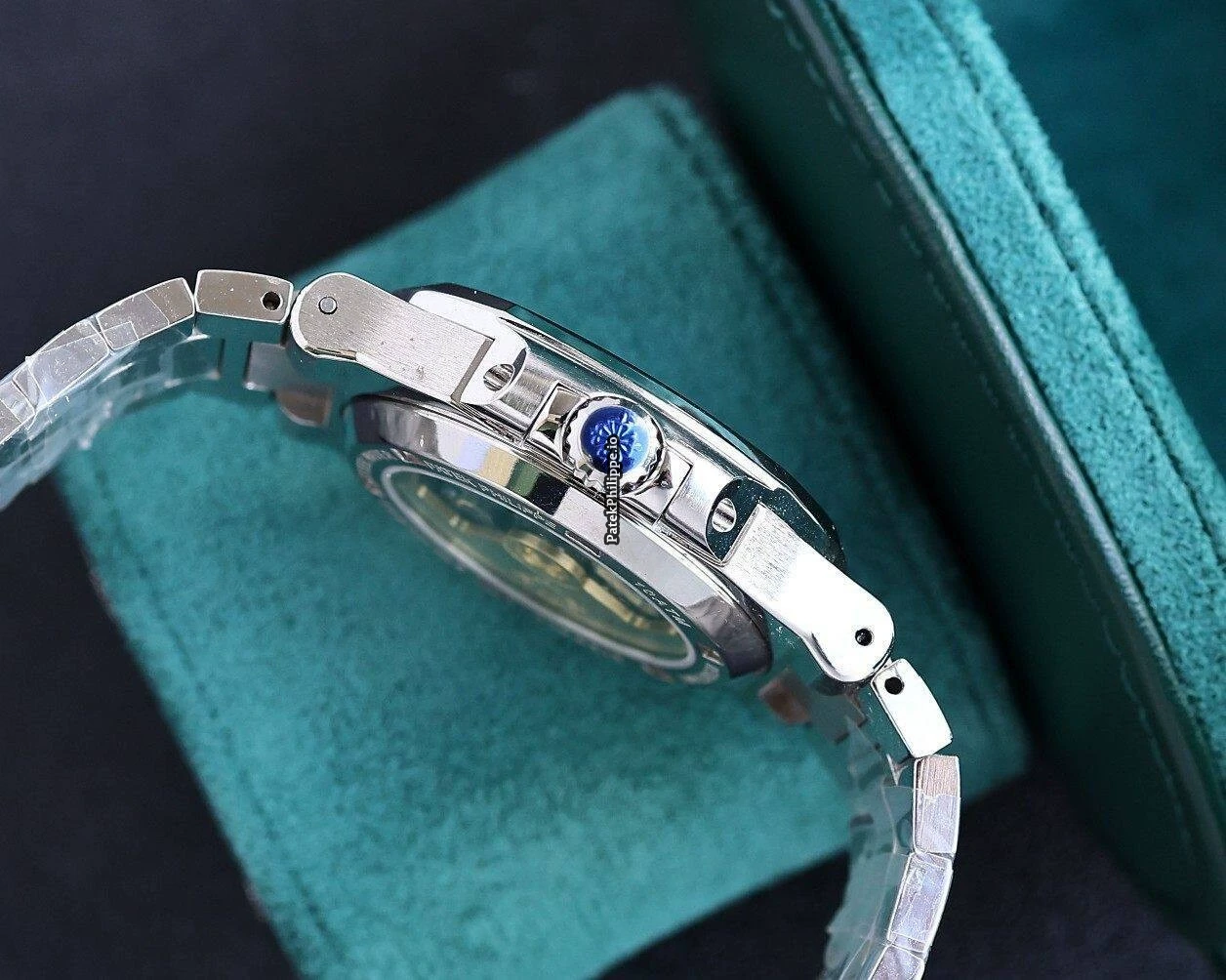 Patek Philippe Nautilus 5711 Full Diamond Blue Sapphire Bezel Super Clone 324 Movement 40MM - Image 7
