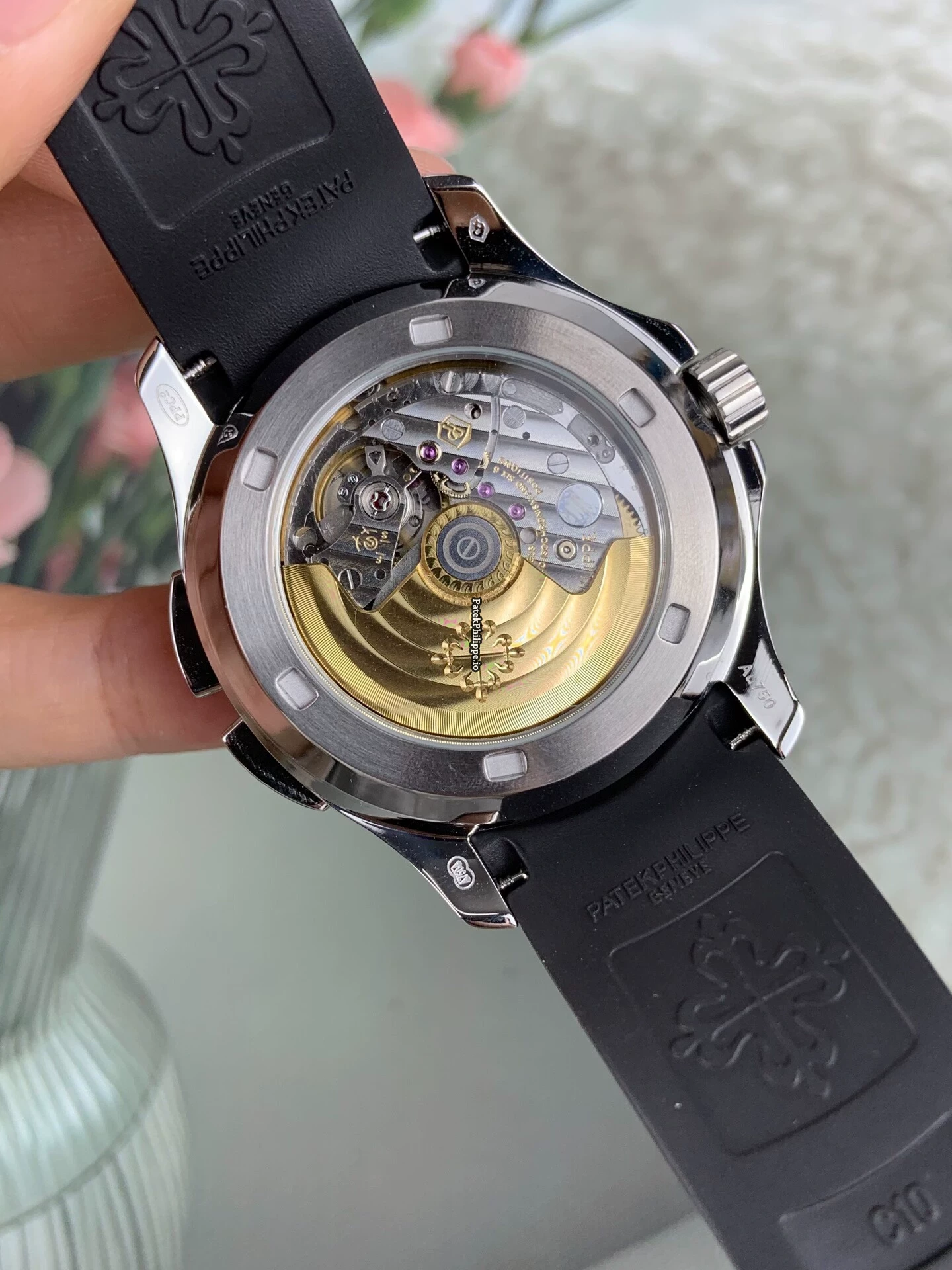 Aquanaut 5164 Travel Time GMT Black Dial Sapphire Crystal Exhibition Back - Image 8